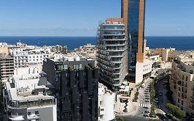 Onyx Hotel